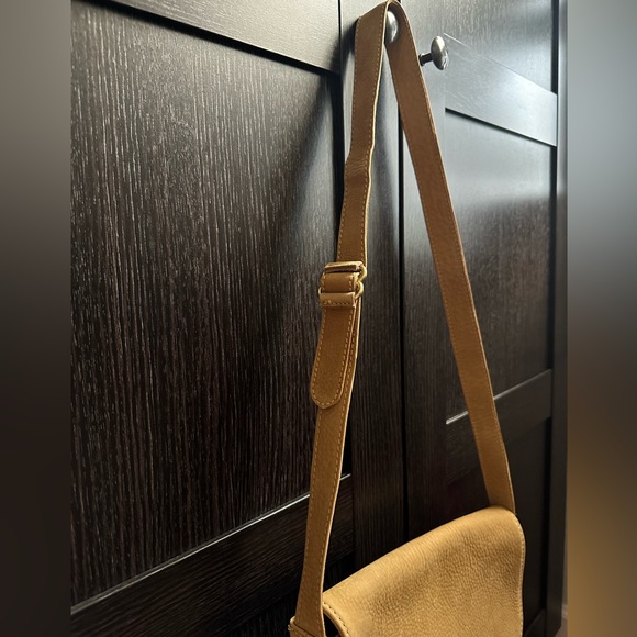 Vintage Coach Suede Leather Crossbody Bag - Picture 4 of 16